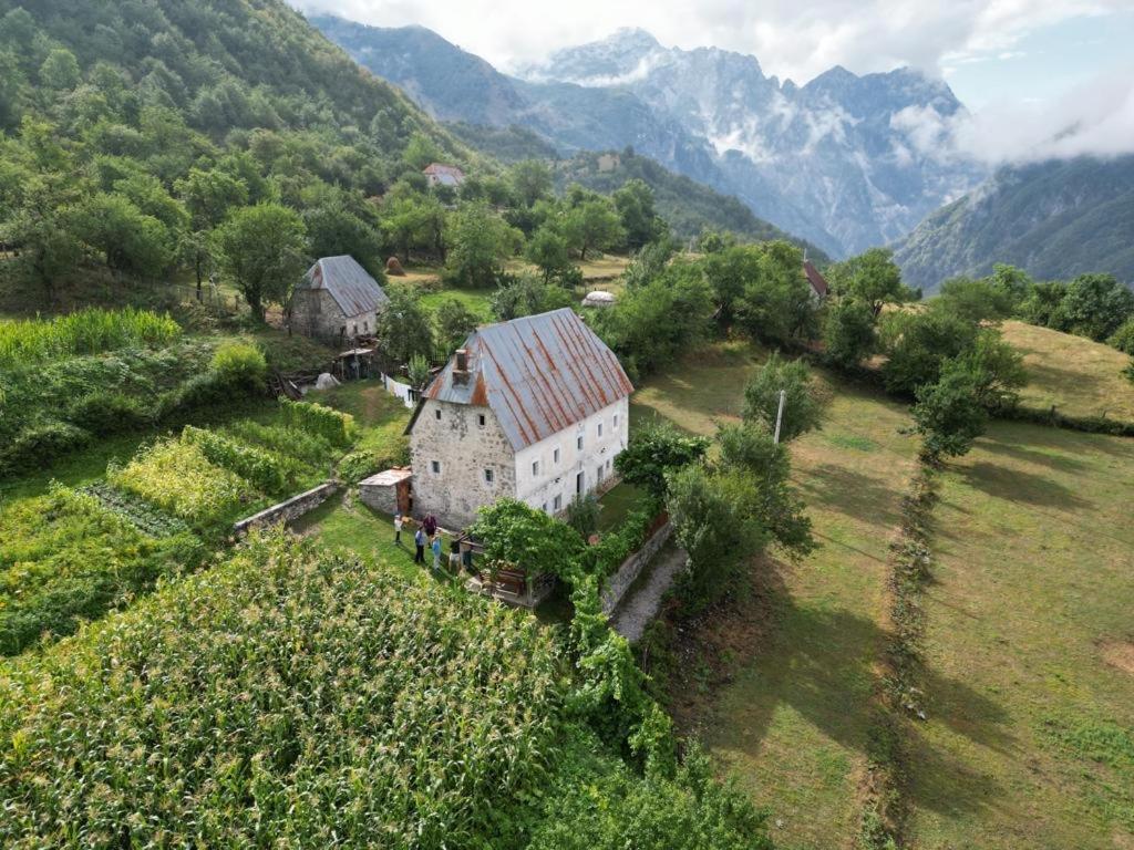 Marash Rrgalla Guesthouse Theth Zewnętrze zdjęcie